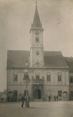 Varaždin - Gradska vijećnica, pročelje