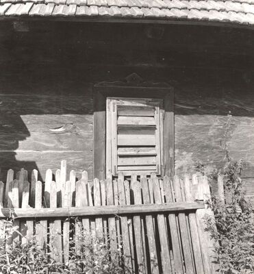 Gudci - Tradicijska kuća, prozor