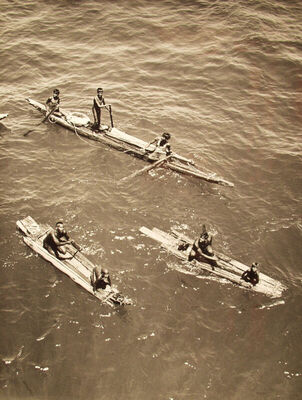 Dječaci na splavima, Madras, 1955.