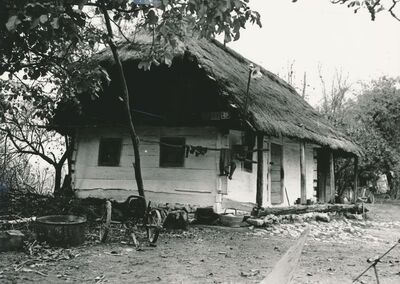 Grdun (Ozalj) - Tradicijska kuća, zabatno i ulazno pročelje