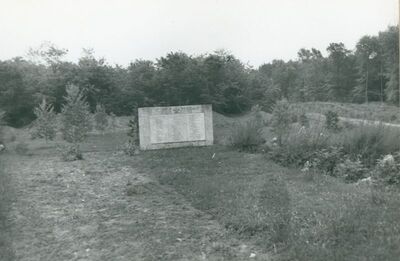 Marča - Spomenik NOB - e, total