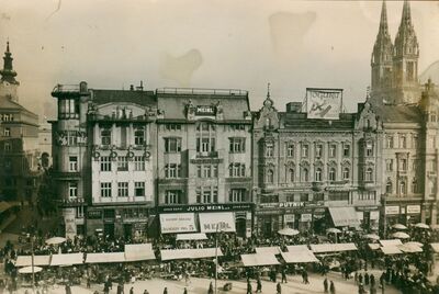Zagreb - Trg bana Jelačića, sjeverna strana