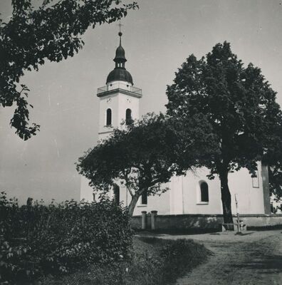 Kraljevec na Sutli - Župna crkva Presvetog Trojstva, vanjština