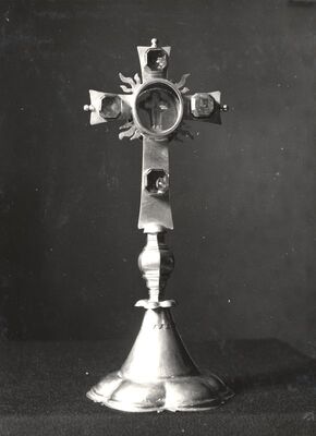 Križ - Župna crkva sv. Križa, relikvijar