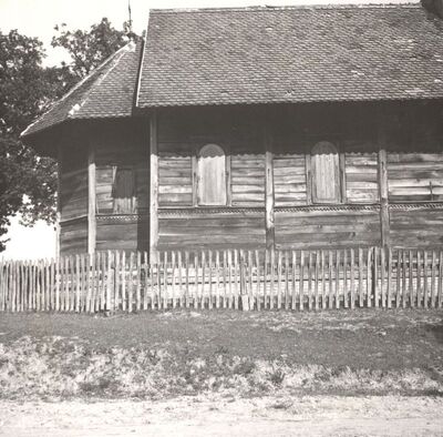 Gustelnica - Crkva sv. Antuna Padovanskog, zapadno pročelje