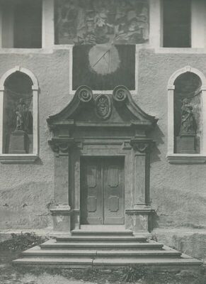 Krapina - Franjevačka crkva sv. Katarine, vanjština, detalj