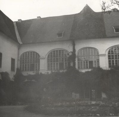 Gornja Bistra - Dvorac Oršić, dvorišno pročelje