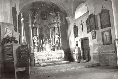 Lijevi Dubrovčak - Crkva sv. Nikole, unutrašnjost, svetište