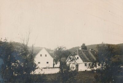 Zvečaj (Duga Resa) - Zavičajne kuće