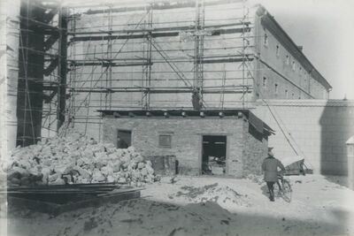 Lepoglava - Bivši pavlinski samostan, južno pročelje istočnog krila samostana