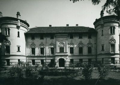 Lovrečina - Dvorac Lovrečina, ulazno pročelje