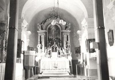 Gornje Prekrižje - Crkva sv. Mihovila, glavni oltar