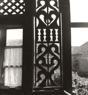 Mraclin - Tradicijska kuća, rezbareni ukras trijema