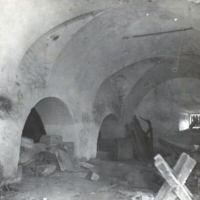 Slavetić - Dvorac Oršić, unutrašnjost palasa