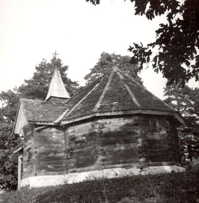 Lukinić Brdo - Kapela sv. Ivana Krstitelja, apsida i sakristija