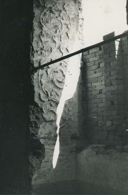 Lepoglava - Bivša pavlinska crkva sv. Marije, stucco dekoracija u prozorskoj niši na južnom zidu