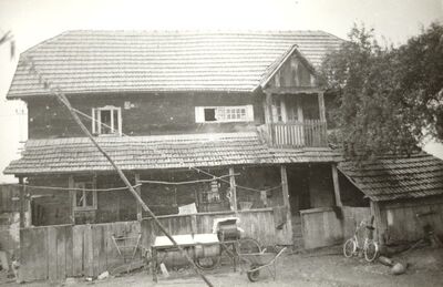 Šušnjari - Tradicijska kuća, ulazno pročelje