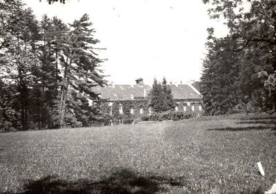 Zaprešić - Kompleks Novi Dvori, dvor s parkom