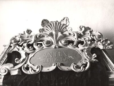 Kloštar Ivanić - Kompleks Franjevačkog samostana i crkve sv. Ivana Krstitelja, okvir slike sv. Antuna