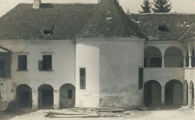 Novi Dvori Klanječki (Klanjec) - Dvor Erdödya, dvorišno pročelje