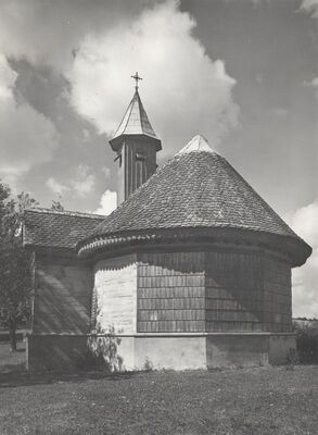 Donji Hruševec - Kapela sv. Ivana Krstitelja, svetište