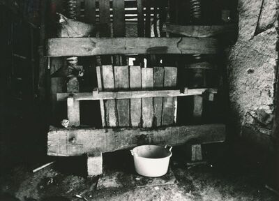 Sršići (Ozalj) - Preša za grožđe