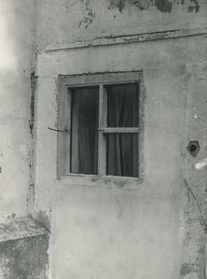 Selnik - Crkva sv. Antuna, prozor