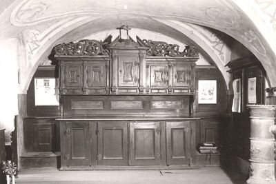 Jastrebarsko - Franjevački samostan s crkvom Uznesenja Blažene Djevice Marije, ormar