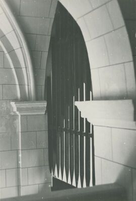 Trakošćan - ulazni trijem, detalj vrata