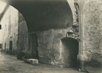 Varaždin - Stari grad, gotički portal