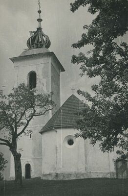 Tkalci (Krapina) - Kapela Sveta tri kralja, vanjština, svetište i zvonik