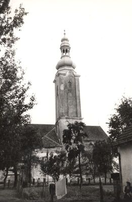 Kloštar Ivanić - Župna crkva Uznesenja Blažene Djevice Marije, zvonik