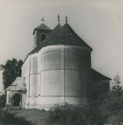 Žarovnica (Lepoglava) - Crkva sv. Jelene, pogled na apsidu