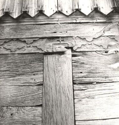 Bukevje - Tradicijska kuća, detalj zabata