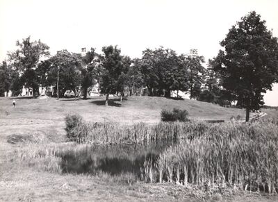 Jakovlje - Dvorac Oršić, park i ribnjak