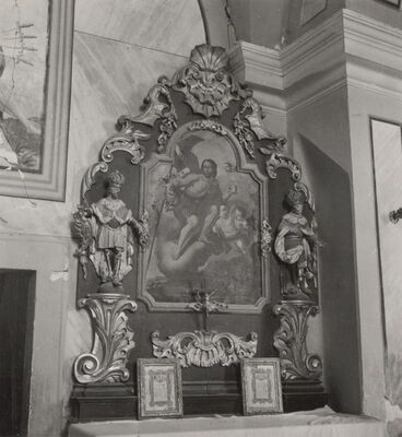 Donja Pušća - Župna crkva sv. Jurja Mučenika, pobočni oltar