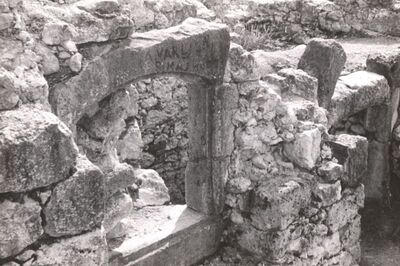 Samobor - Stari grad, vrata i prozor