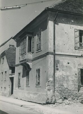 Krapina - Zgrada