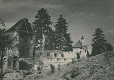 Ivanec - Stari grad, glavna kula, ulaz