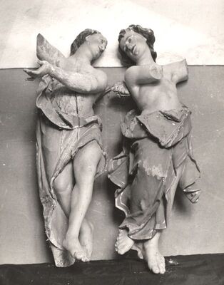 Kloštar Ivanić - Kompleks Franjevačkog samostana i crkve sv. Ivana Krstitelja, plastike anđela