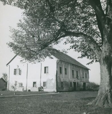 Kurilovec - Kurija Jelačić, južno i istočno pročelje