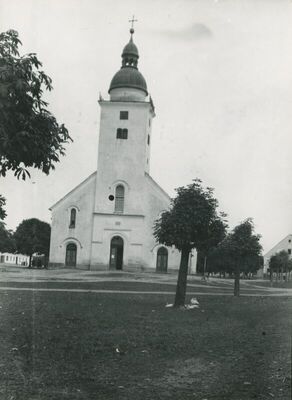 Donja Stubica - Župna crkva sv. Trojstva, vanjština