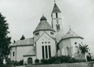 Krašić - Crkva Presvetog Trojstva, total