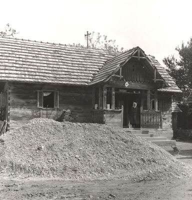 Suša - Tradicijska kuća, ulazno pročelje