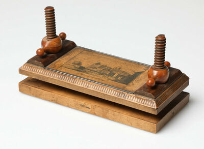 Tijesak za igraće karte