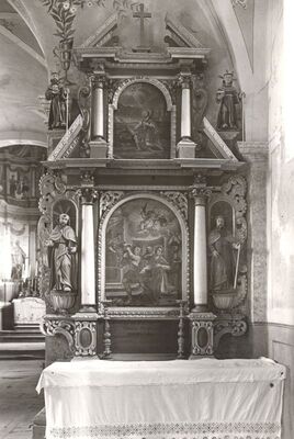 Volavje - Crkva Blažene Djevice Marije Volavske (Snježne), pobočni oltar