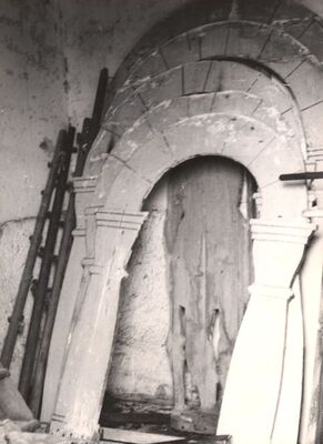 Preseka - Župna crkva sv. Petra apostola, kulise