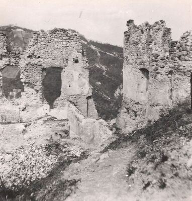 Samobor - Stari grad, gornje dvorište