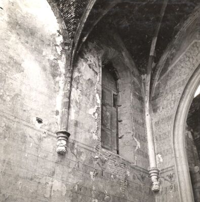 Kloštar Ivanić - Crkva sv. Ivana Krstitelja, gotičke konzole