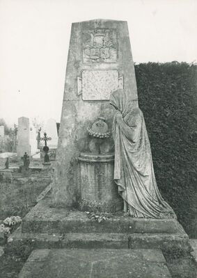 Vinica - groblje, nadgrobni spomenik obitelji Koroskeny